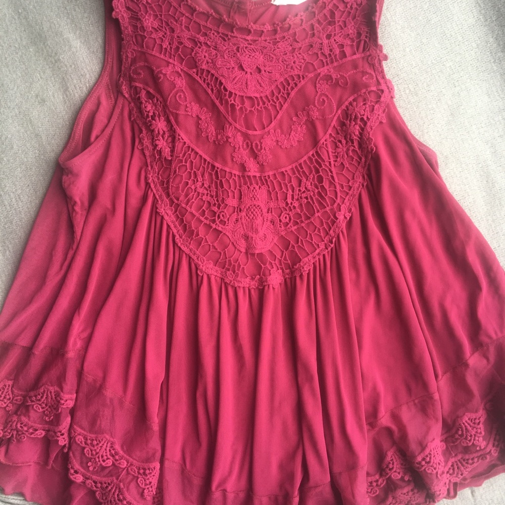 ✨Gorgeous Altard State Lace tank L